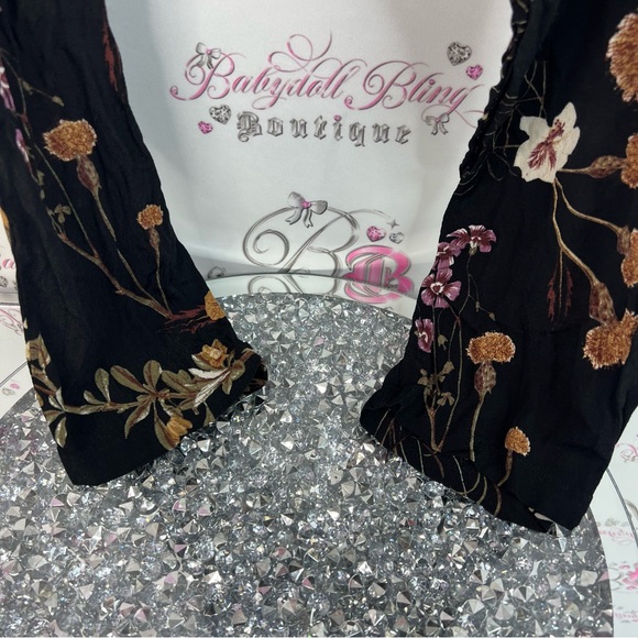 Le Chateau pants flowers purple tan green Black Floral Straight Leg Pants - Picture 3 of 11